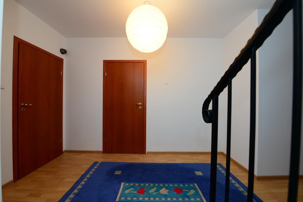 B&B Airport Modlin Nowy Dwór Mazowiecki Oda fotoğraf