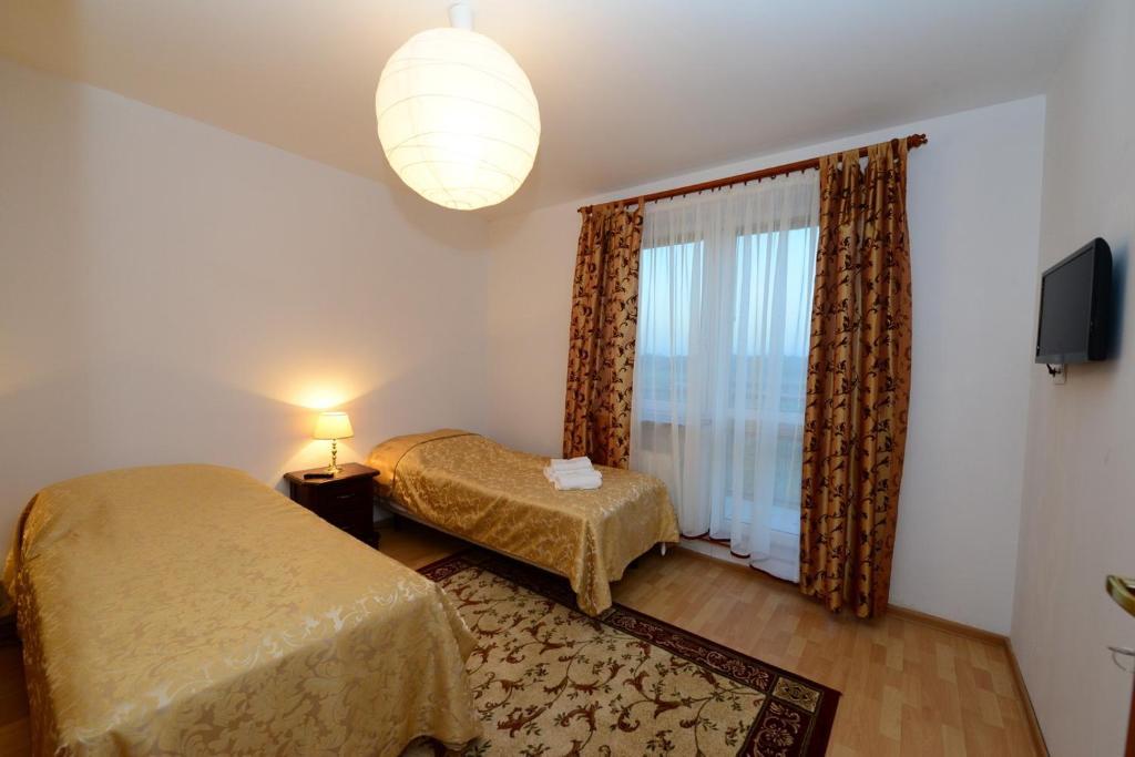 B&B Airport Modlin Nowy Dwór Mazowiecki Oda fotoğraf