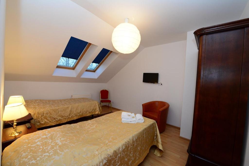B&B Airport Modlin Nowy Dwór Mazowiecki Oda fotoğraf